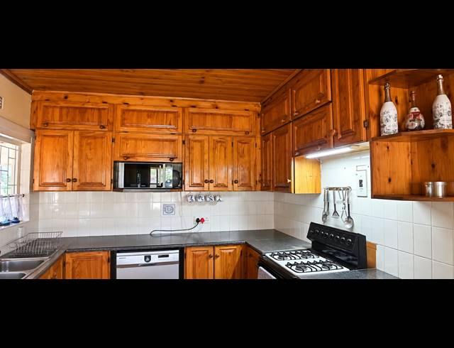 3 BEDROOM HOUSE FOR SALE IN ROTHDENE